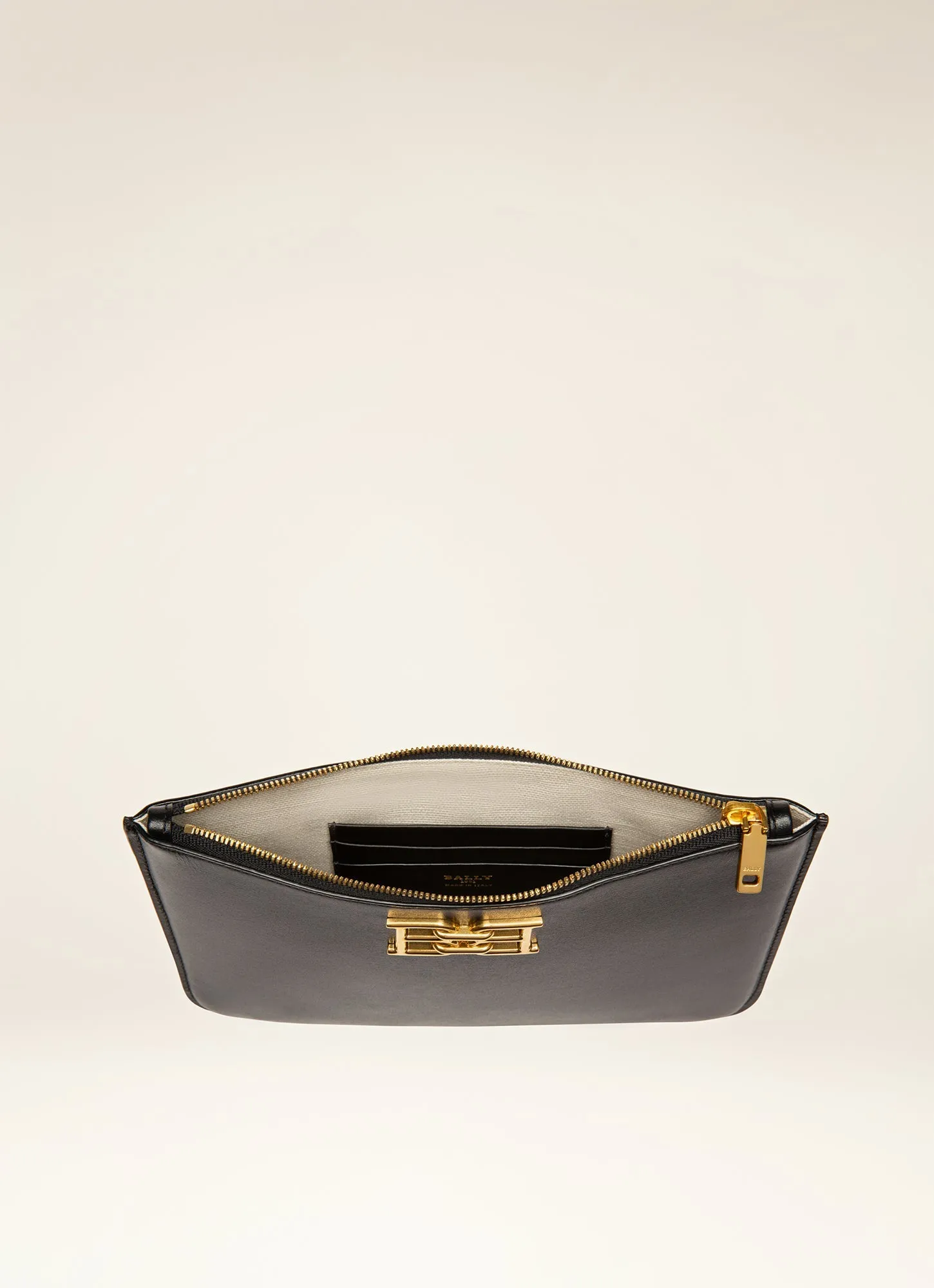 Berthe - Clutch