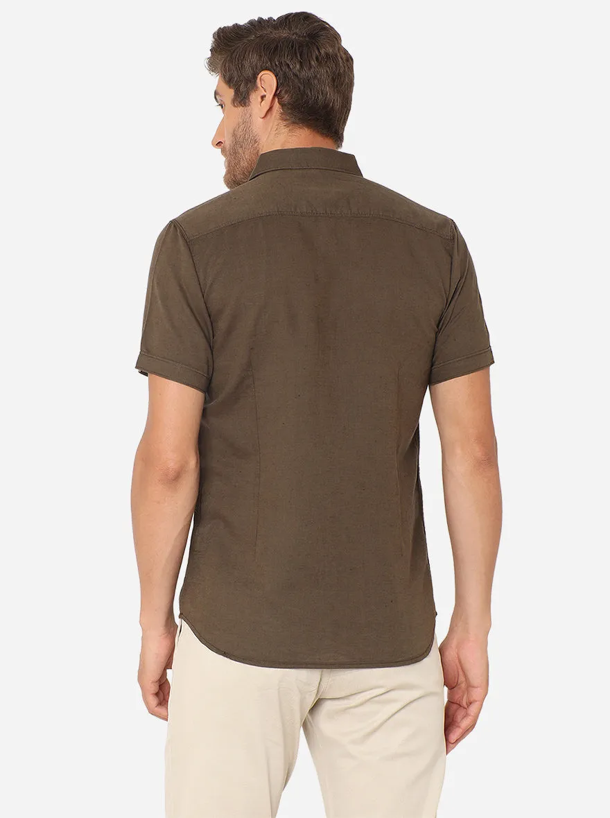 Brown Solid Slim Fit Semi Casual Shirt | JadeBlue