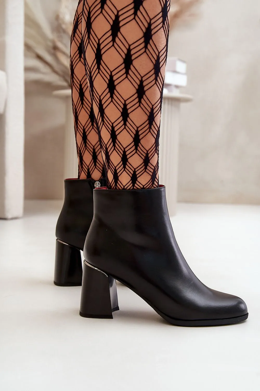 Heel boots
