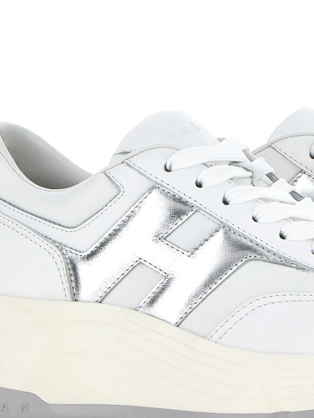 Hi-fi leather sneakers