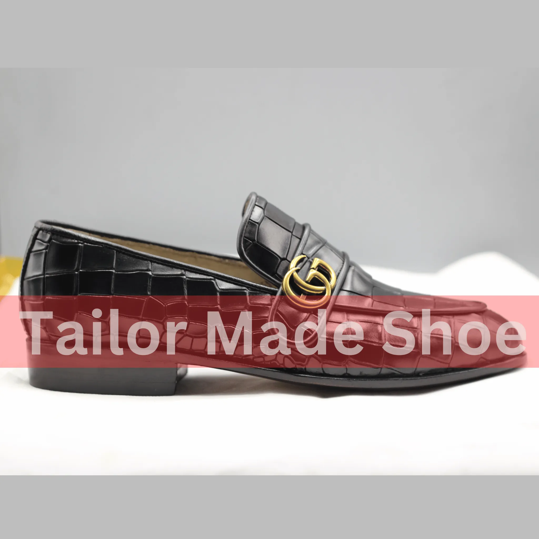 Luxury Black Crocodile-Embossed Loafers with Gold Accent Exclusive Black Crocodile Texture Loafers – Handmade Elegance