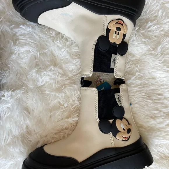 Mickey Disney boots, new with tag, white &amp; black, size 32