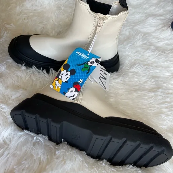 Mickey Disney boots, new with tag, white &amp; black, size 32