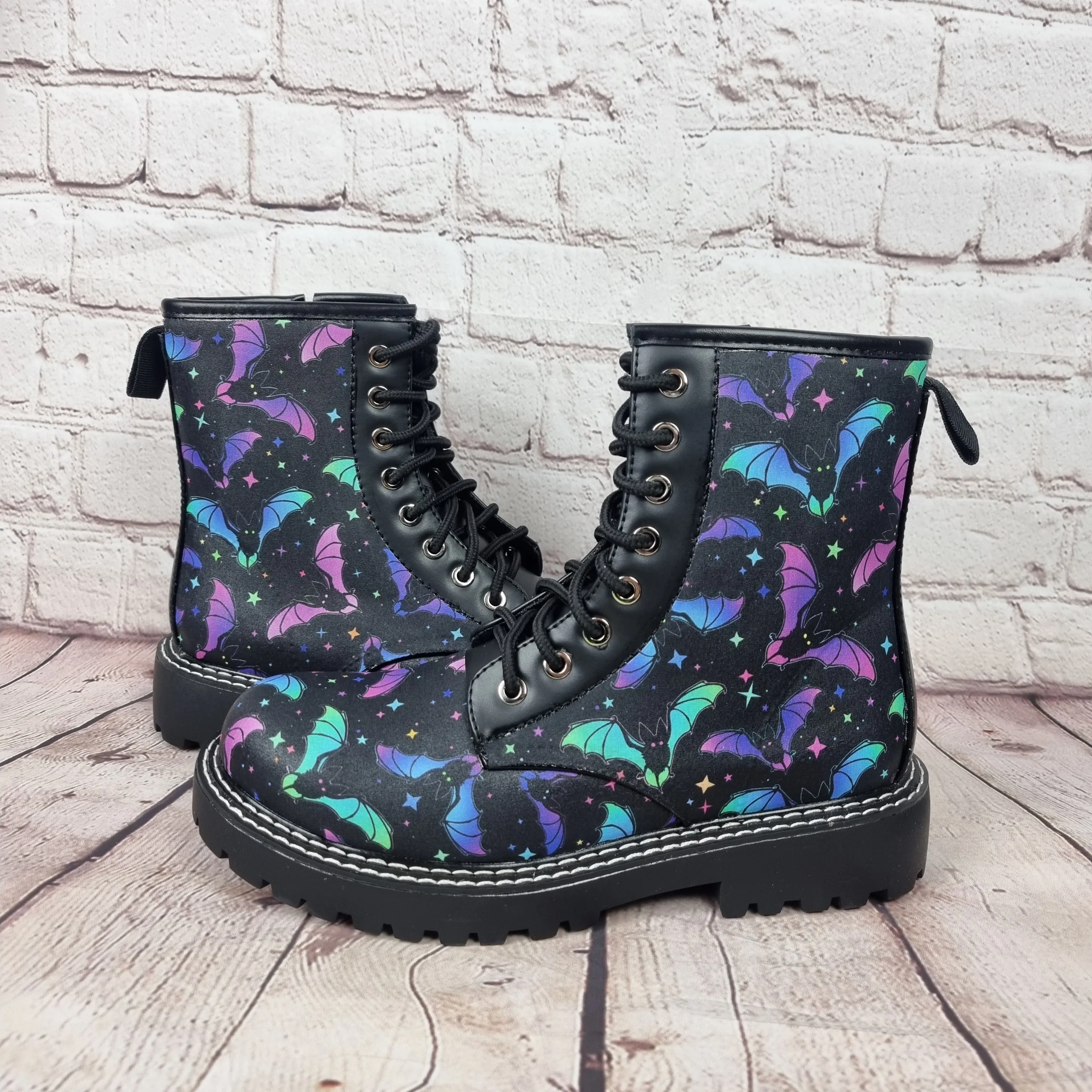 Neon bats ankle Boots