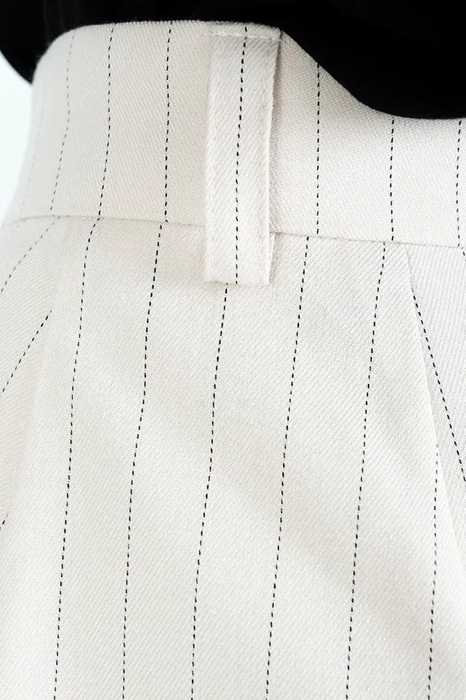 Tara Shorts Beige